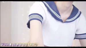 화끈하게 팬 서비하는 보예지 - 국산야동 실시간 국산야동