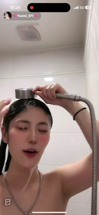 틱톡 라방중 샤워하다가 꼭노(28초경) - 국산야동 인기 한국야동